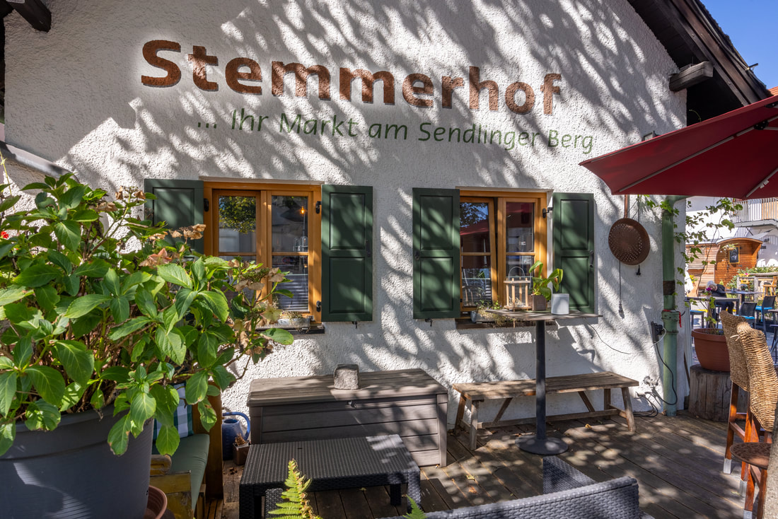 Stemmerhof - Marktplatz in historischem Bauernhof am Sendlinger Berg